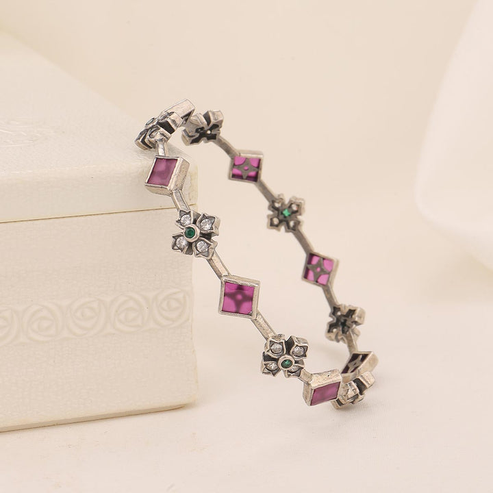 Mithra Single Bangle