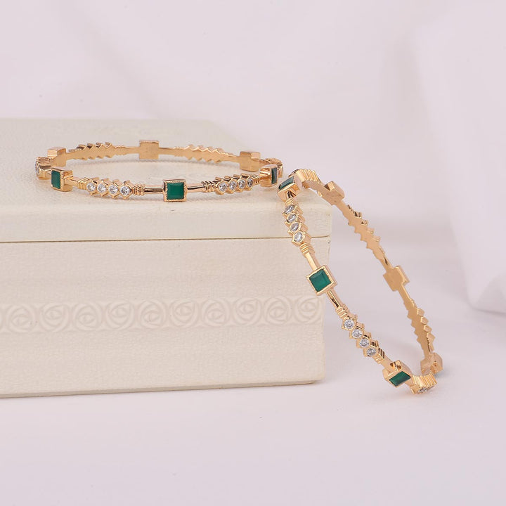 Akshaya Stone Pair Bangle