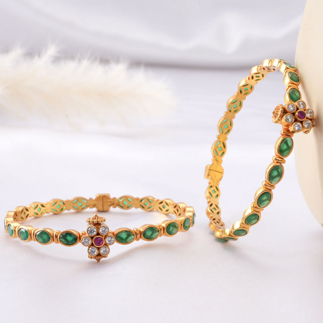 Srisha Stone Pair Bangle