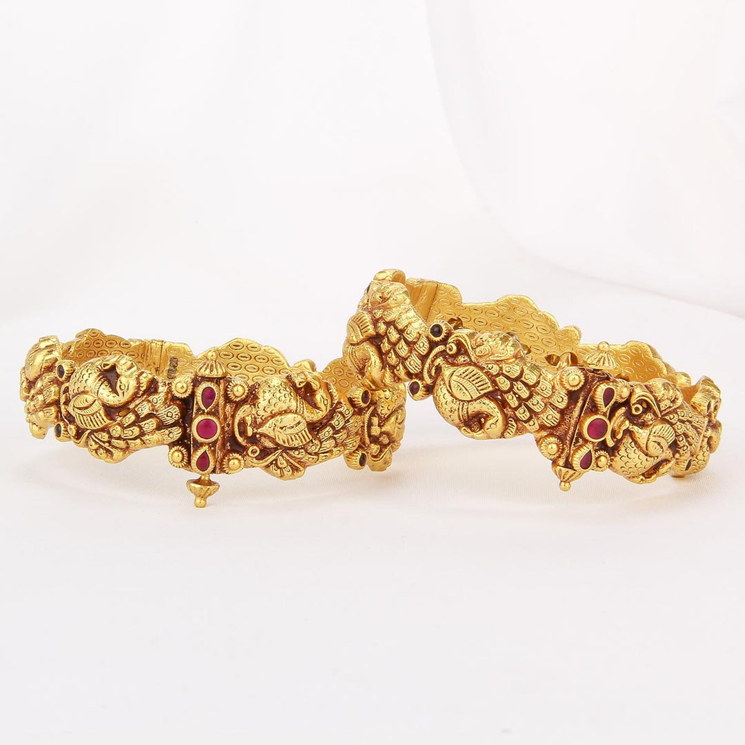 Beautiful Nagas Pair Bangle