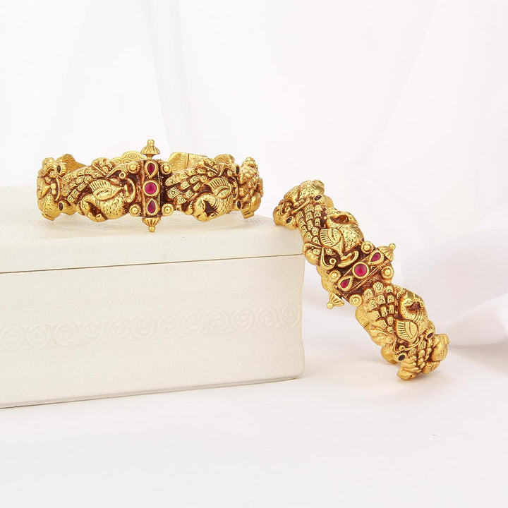 Beautiful Nagas Pair Bangle