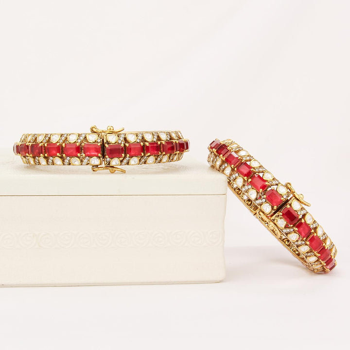 Attractive Look Pair Bangles