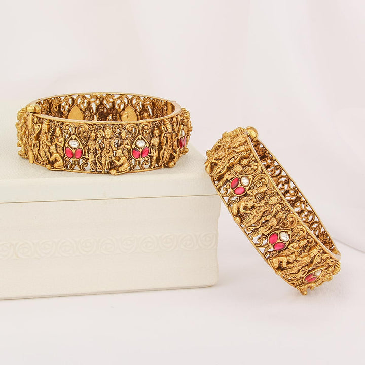 Royal Nagas Pair Bangles