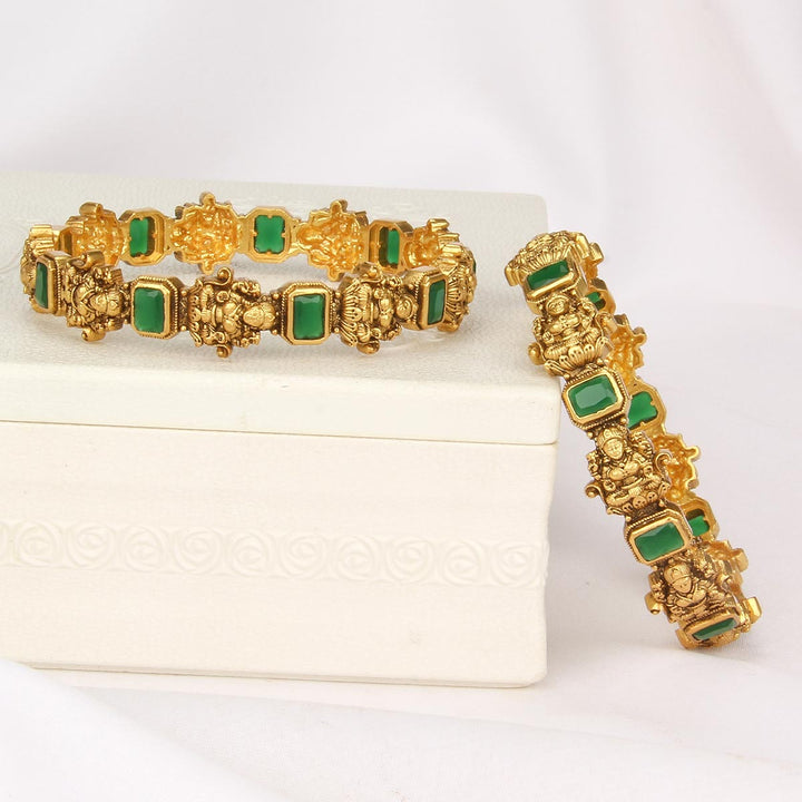 Nithishka Nagas Pair Bangle