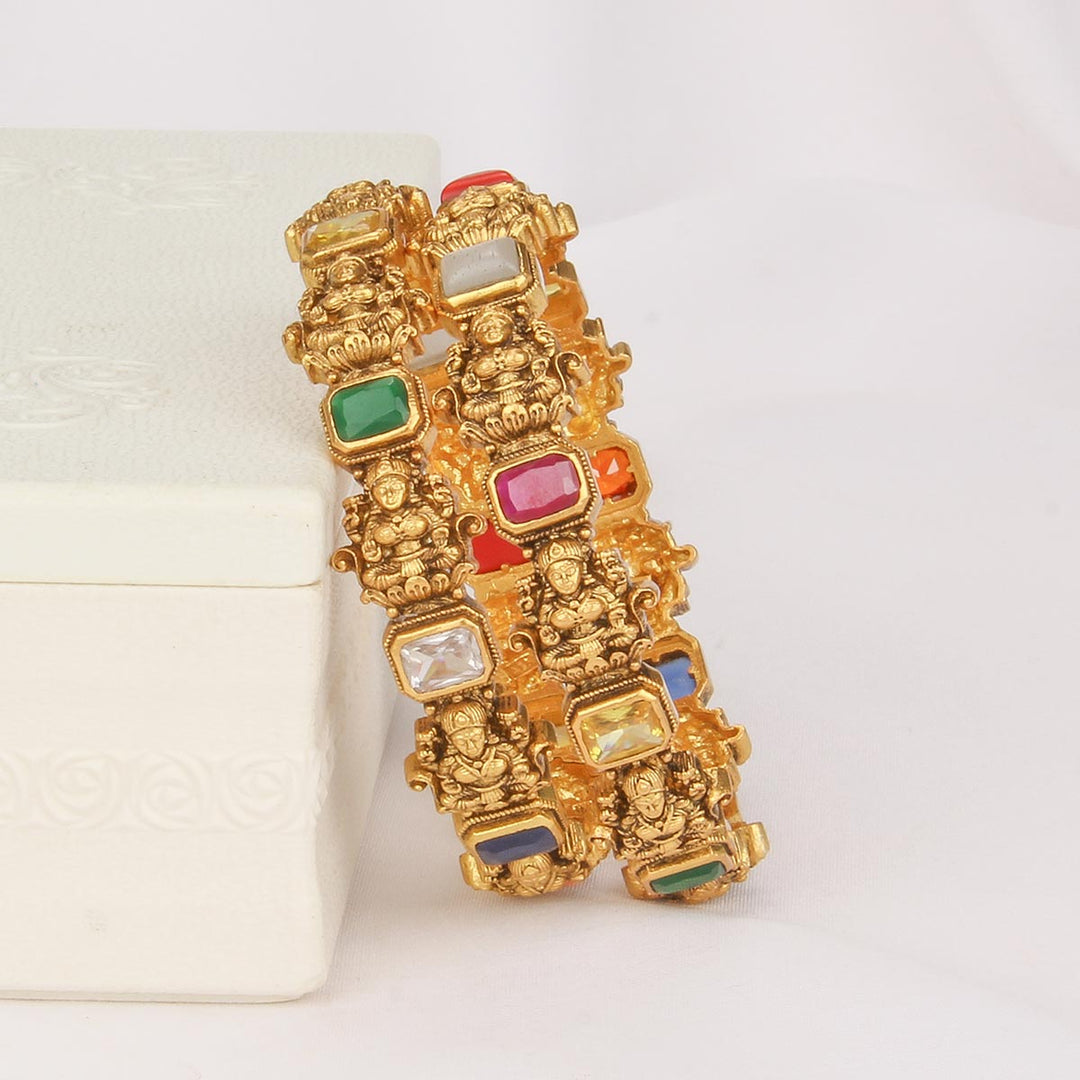 Traditional Luxe Nagas Pair Bangle