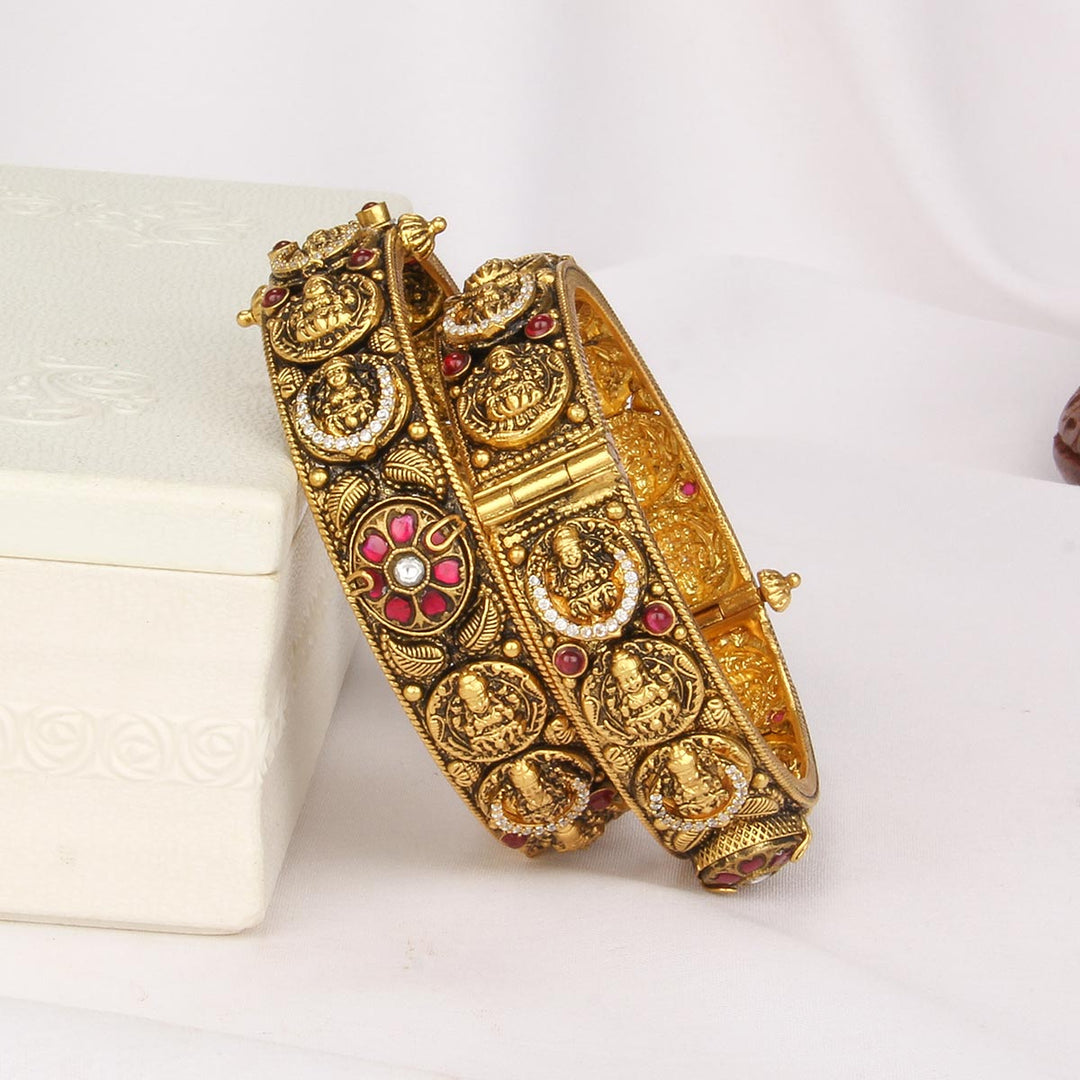 Ezhya Nagas Pair Bangle