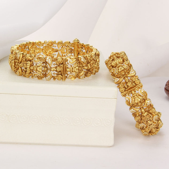 Shikarikha Nagas Pair Bangles