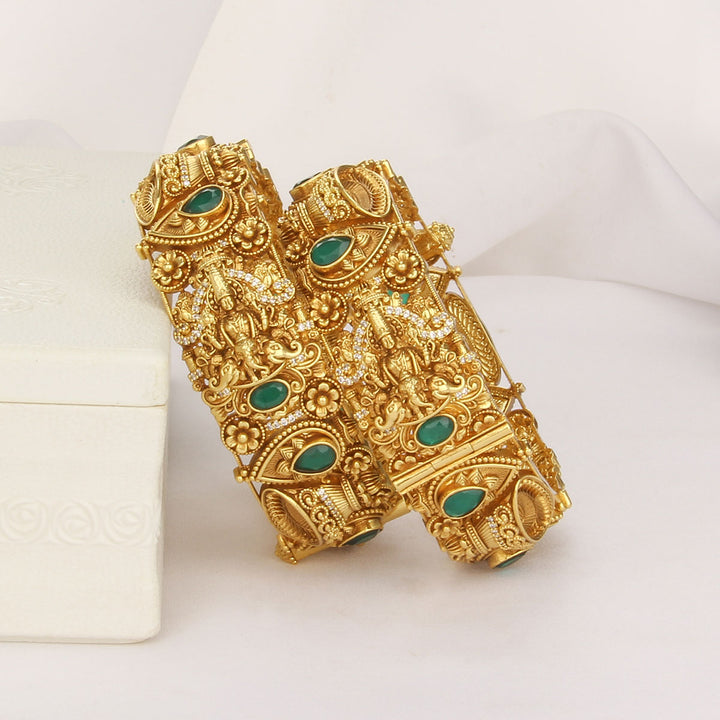 Grandeur Nagas Pair Bangles