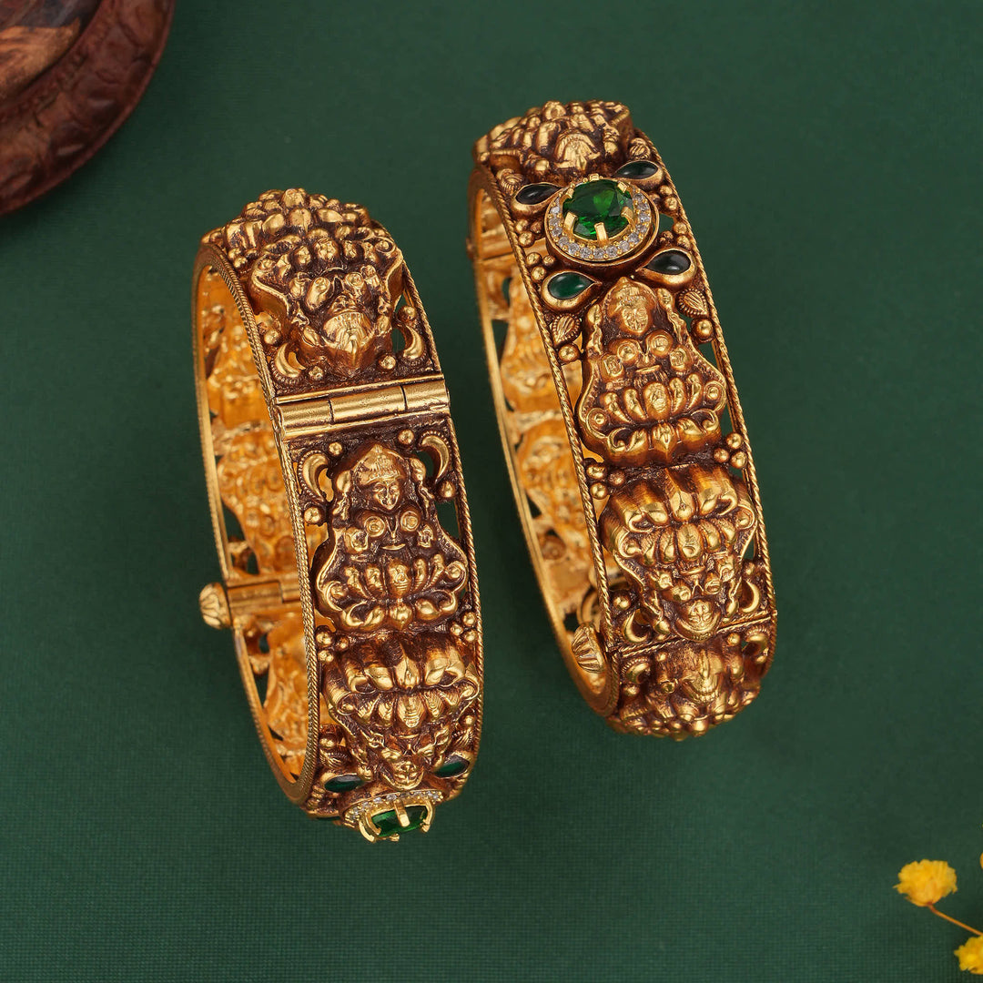 Shikha Nagas Pair Bangles