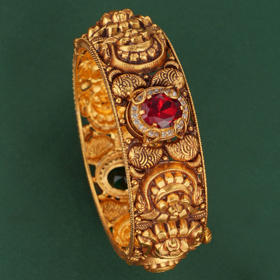 Vithisha Nagas Pair Bangles