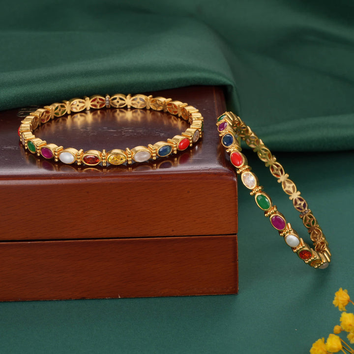 Ridhavni Stone Pair Bangle