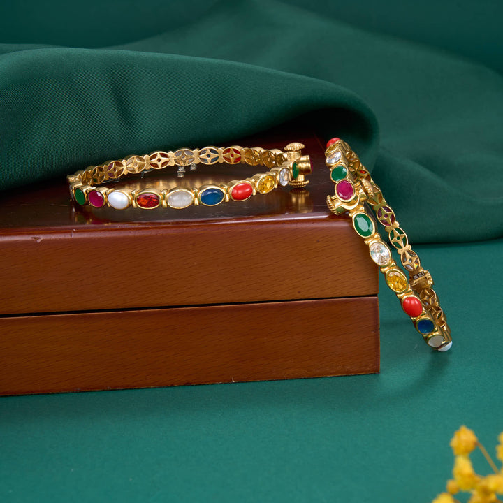 Upkosha Stone Pair Bangles