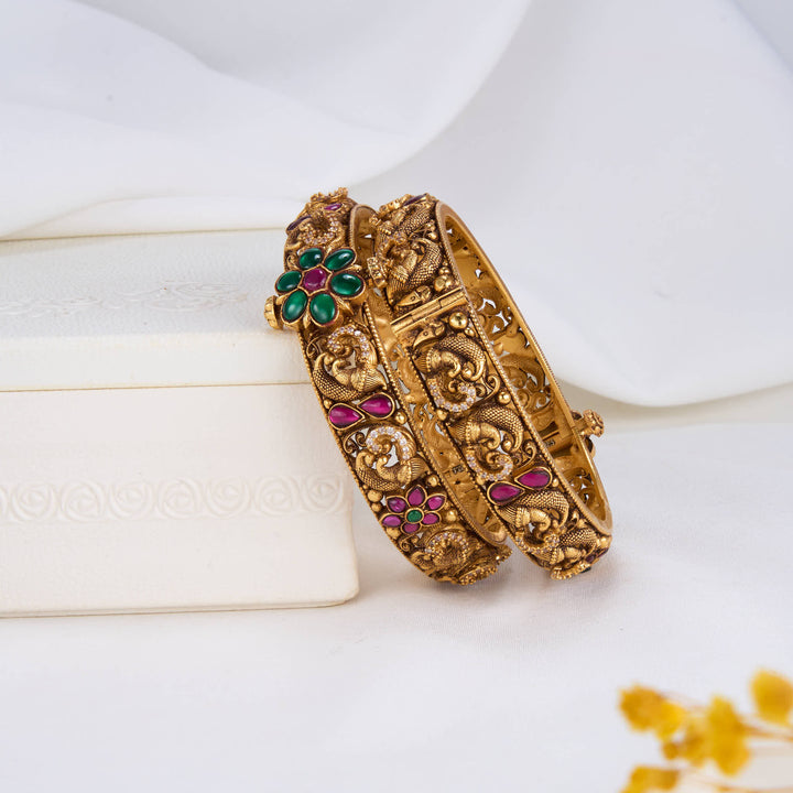 Prithikaa Nagas Pair Bangles