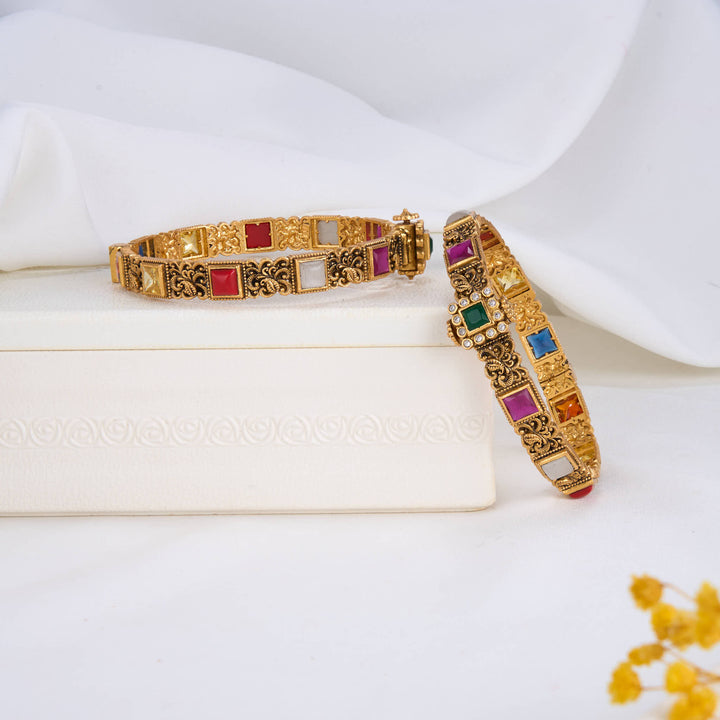 Deepthikaa Nagas Pair Bangles