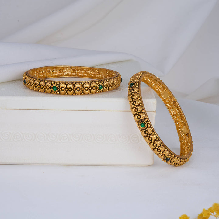 Kansikaa Nagas Pair Bangles