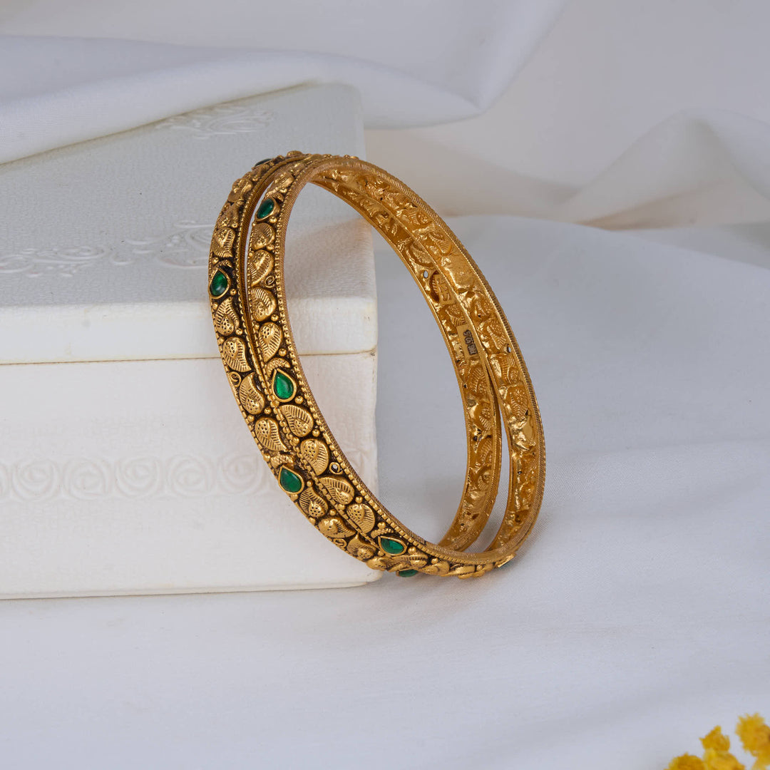 Luxe charm Nagas Pair Bangles