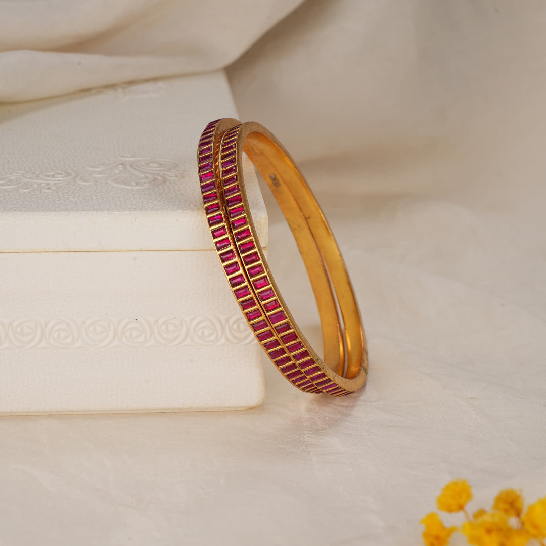 Zinthara Kundan Pair Bangle