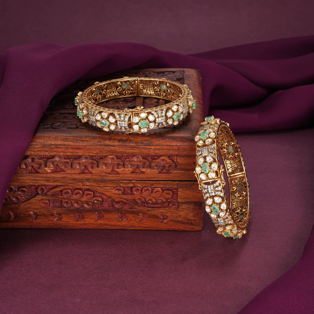 Santhiya Pair Bangles