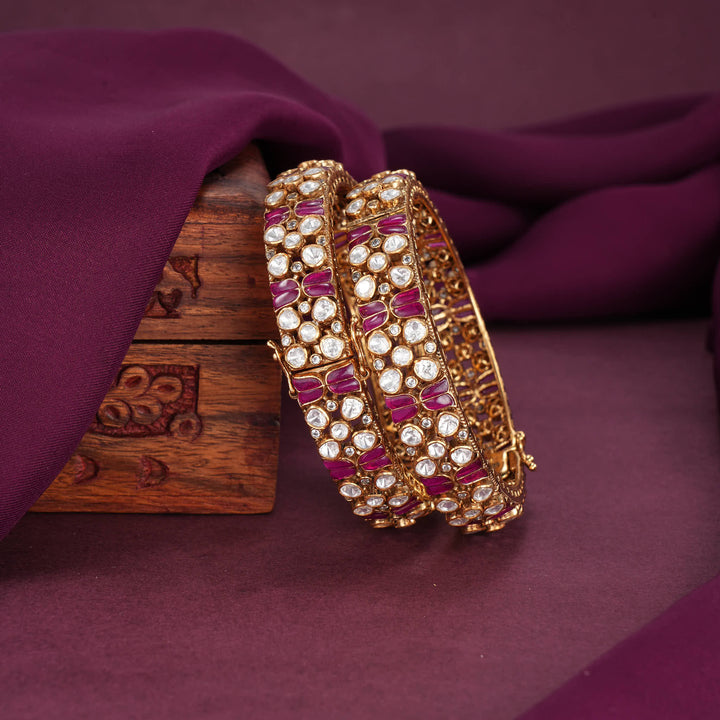 Vimika Pair Bangles