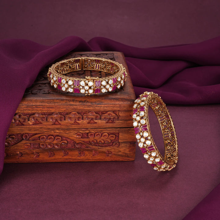 Vimika Pair Bangles