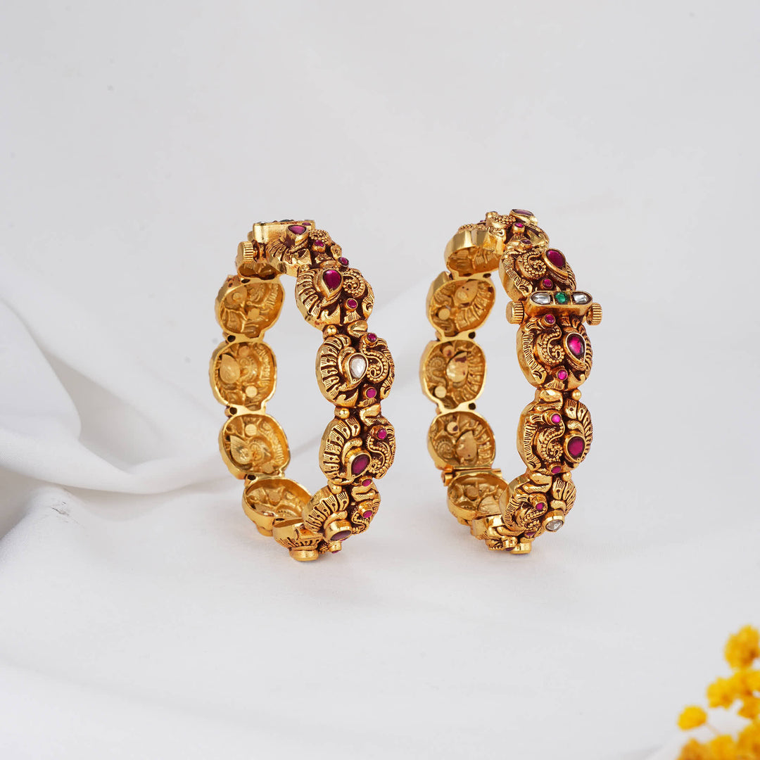 Narmatha Nagas Bangles