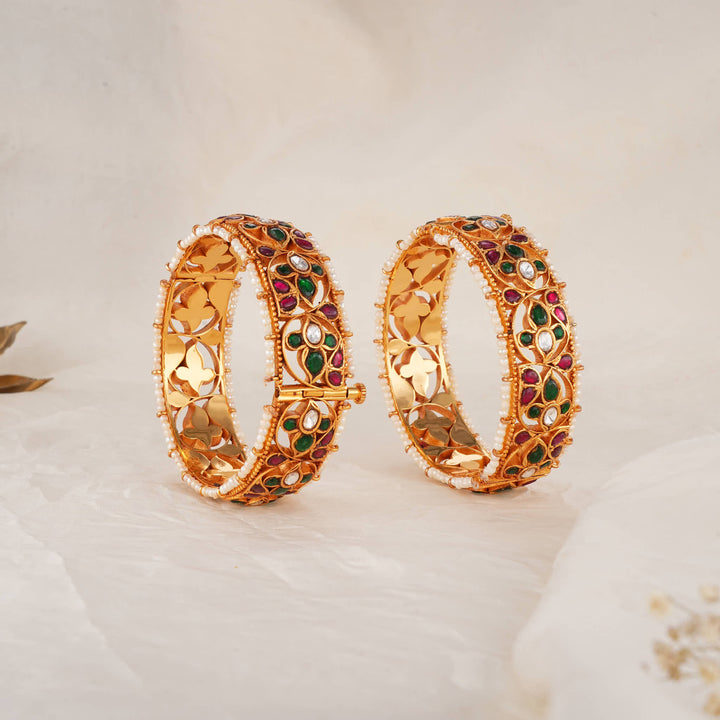 Grand Bridal Kundan Bangles