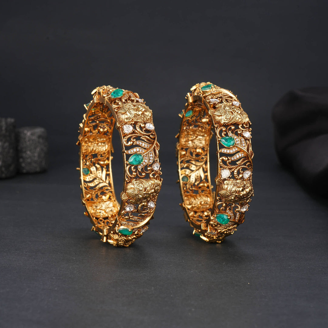 Vinithikaa Victorian Pair Bangles