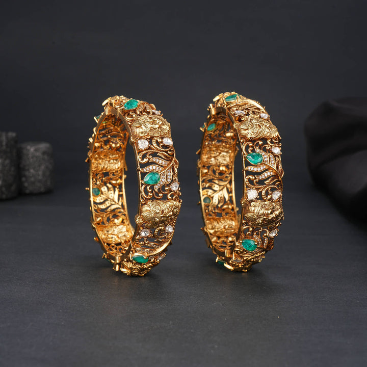 Vinithikaa Victorian Pair Bangles