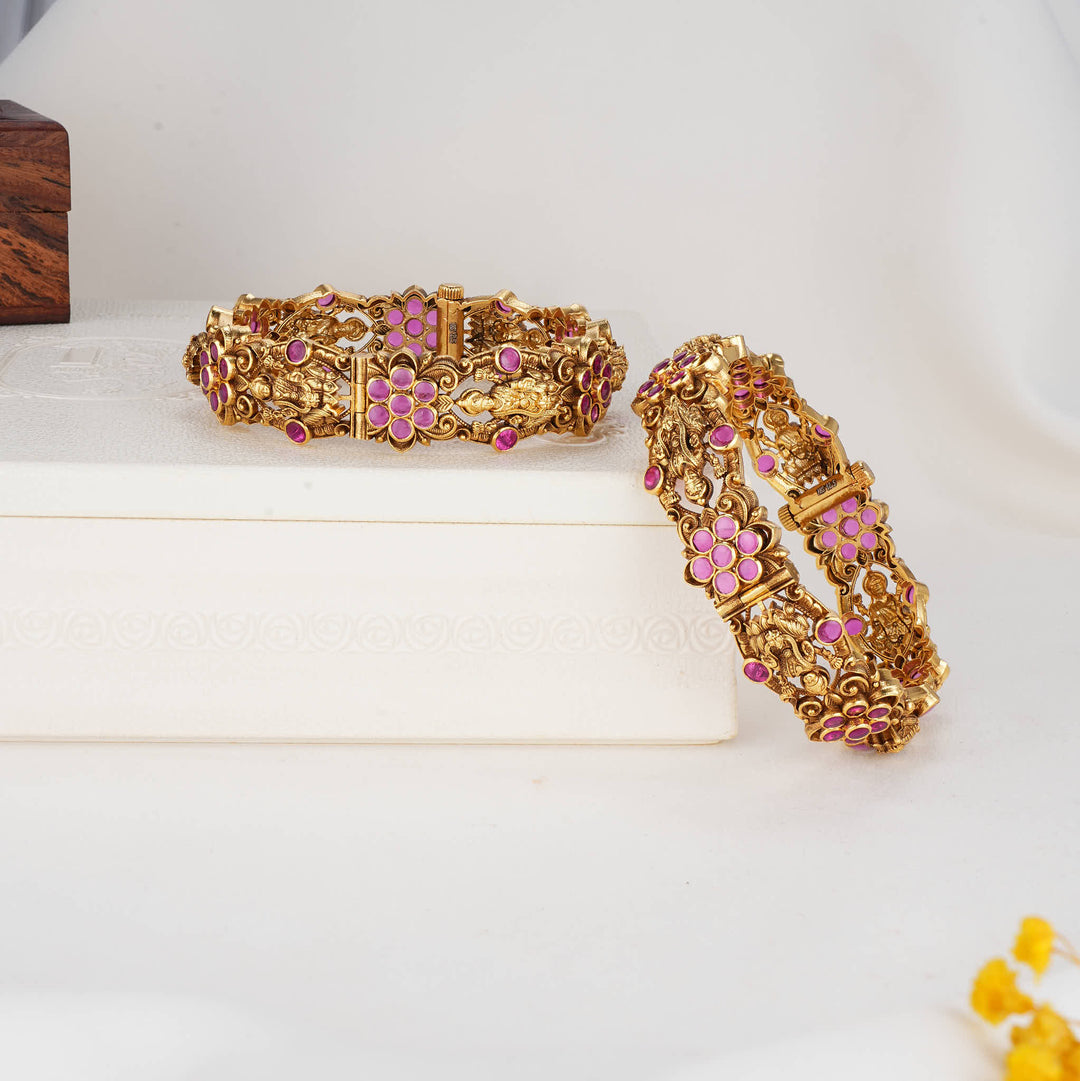 Amazing 3D Spl Pair Bangles