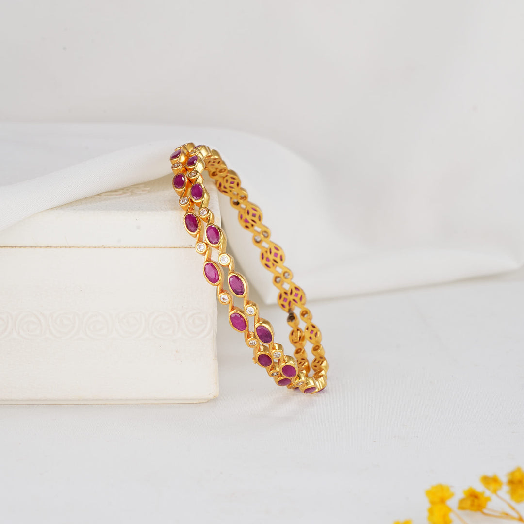 Samaira Stone Pair Bangles