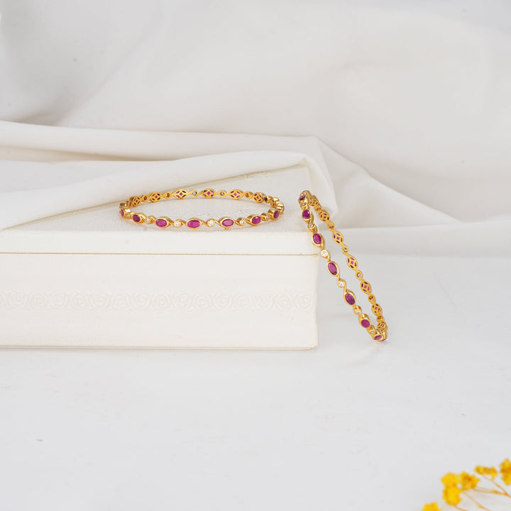 Samaira Stone Pair Bangles
