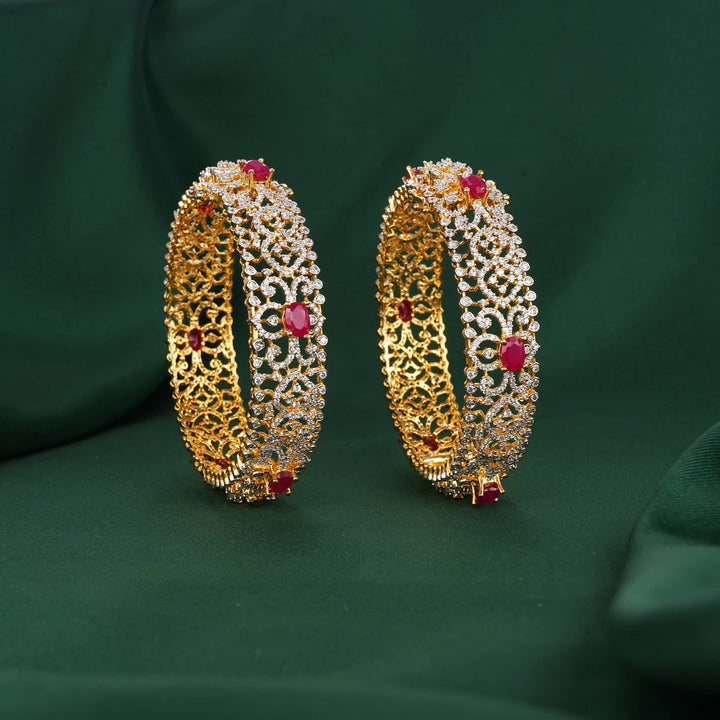 Glowing Avikam Pair Bangles