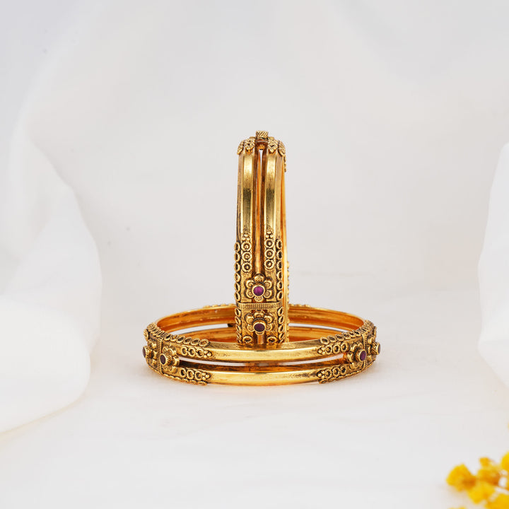Vividh Nagas Pair Bangles