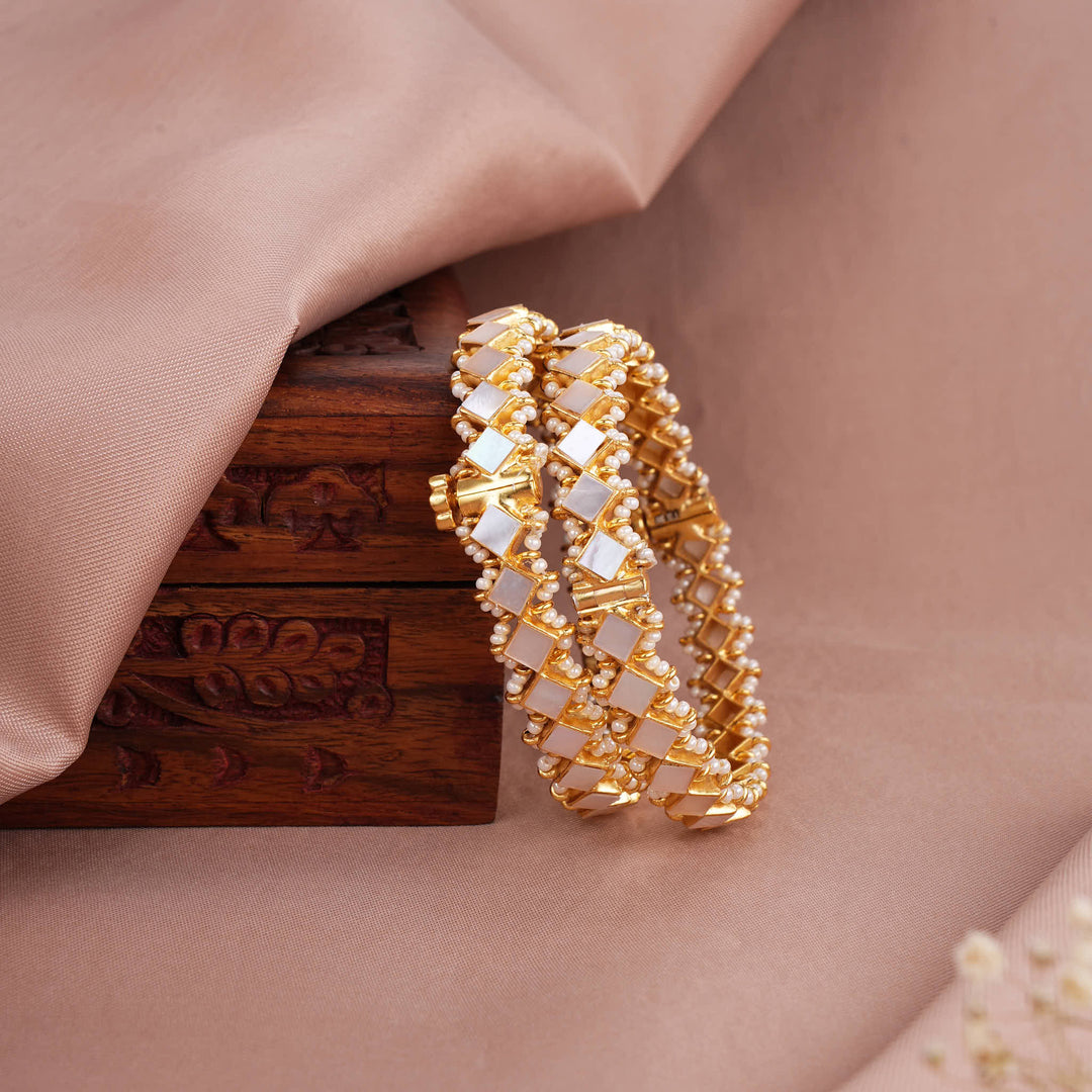 Vinthikaa Pair Bangle
