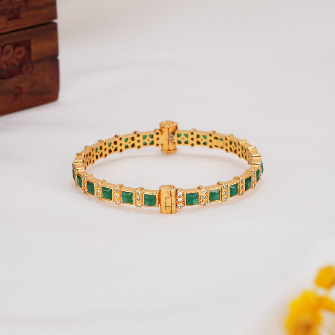 Exquisite  Stone Single Bangle