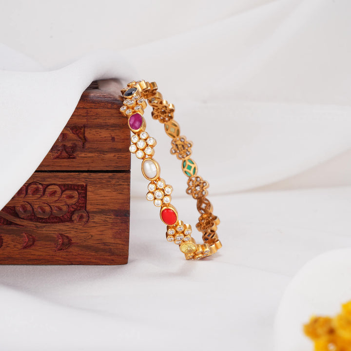Glows with Beauty Stone single Bangle