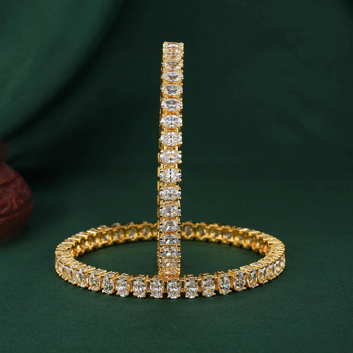 Glowing Pristine Avikam Pair Bangles