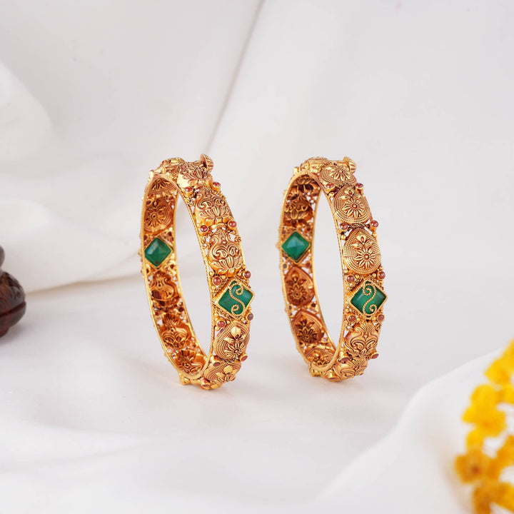 Effortlessly Wearable Nagas Pair Bangles