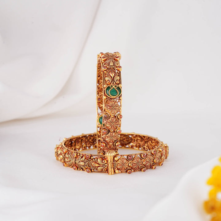 Elegant Wear Nagas Pair Bangles