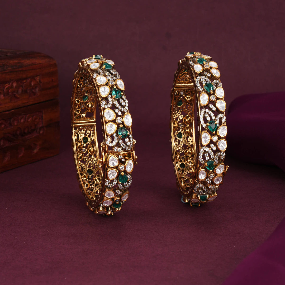 Admiring Glow Moissanite Pair Bangles