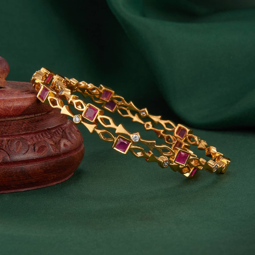 Artful Brilliance Avikam Pair Bangle