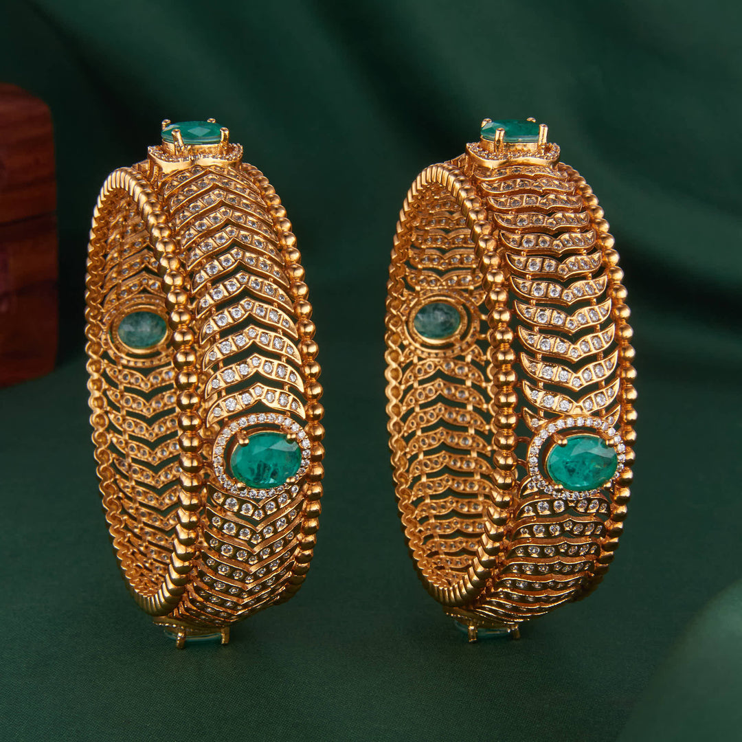 Meadow Green Avikam Pair Bangles