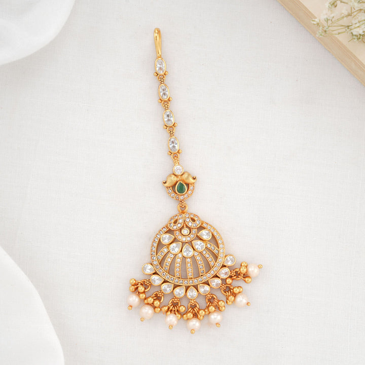 Kshirsha Stone Maangtikka