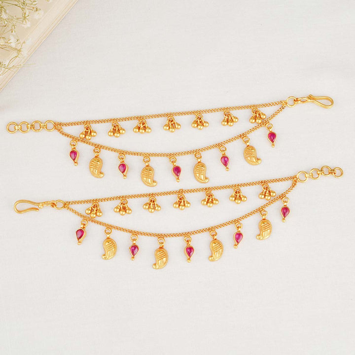 Niharikha Hair Maatal