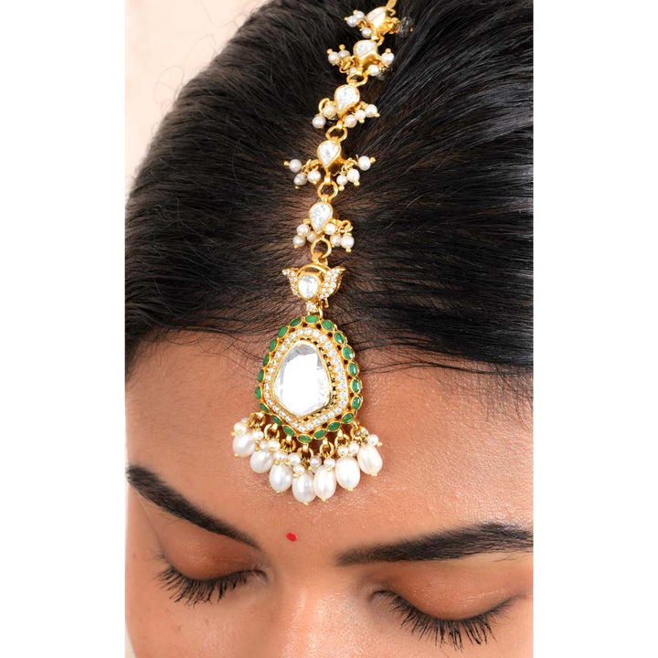 Viruthika  Stone Maangtikka