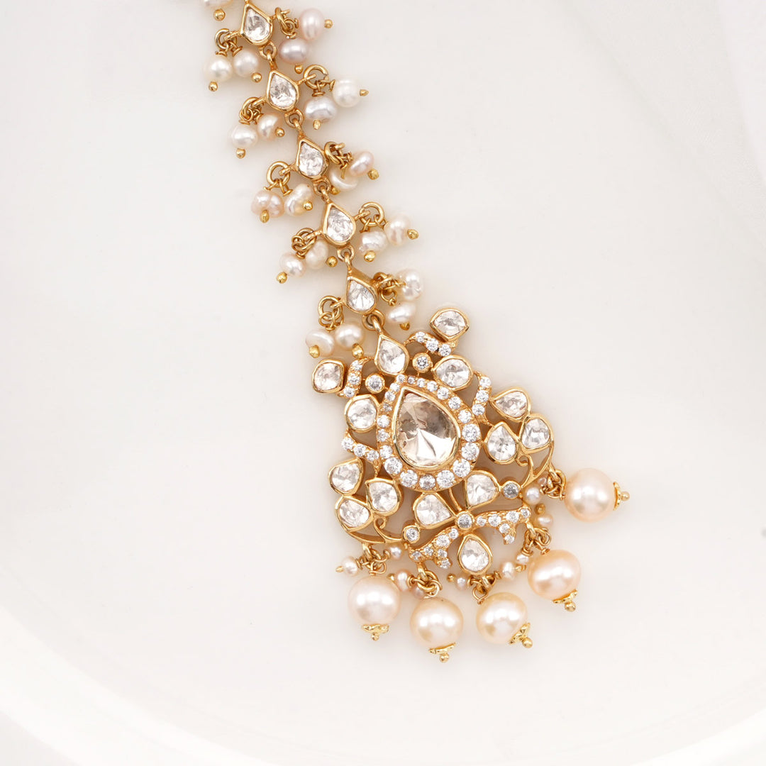 Charming Stone Maangtikka