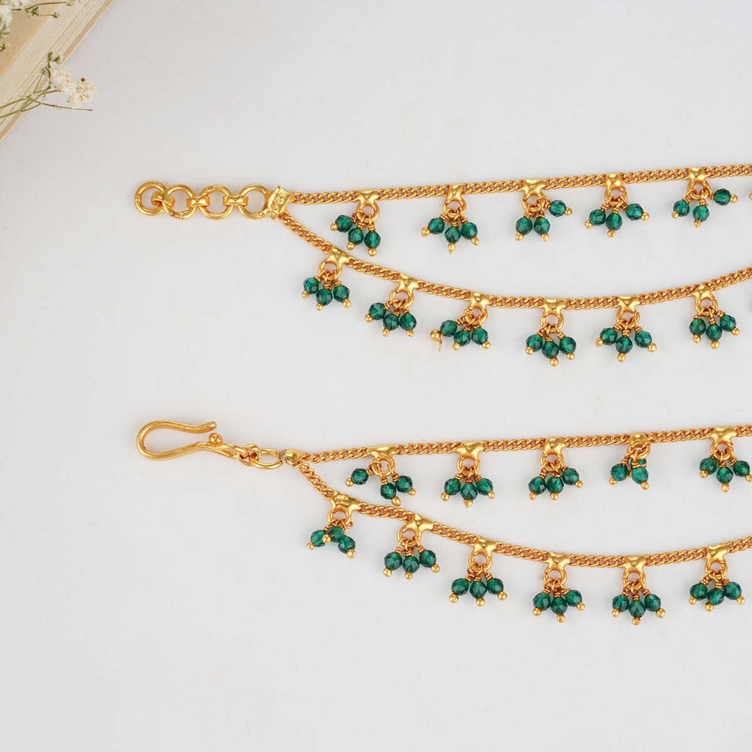 Vibrant Green Hair Maatal