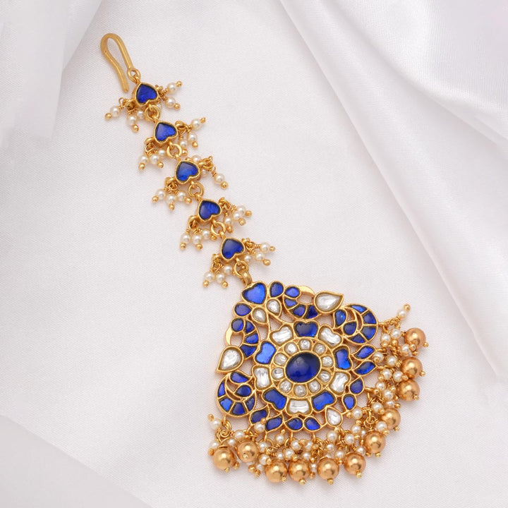 Bold Blue Kundan Maangtikka