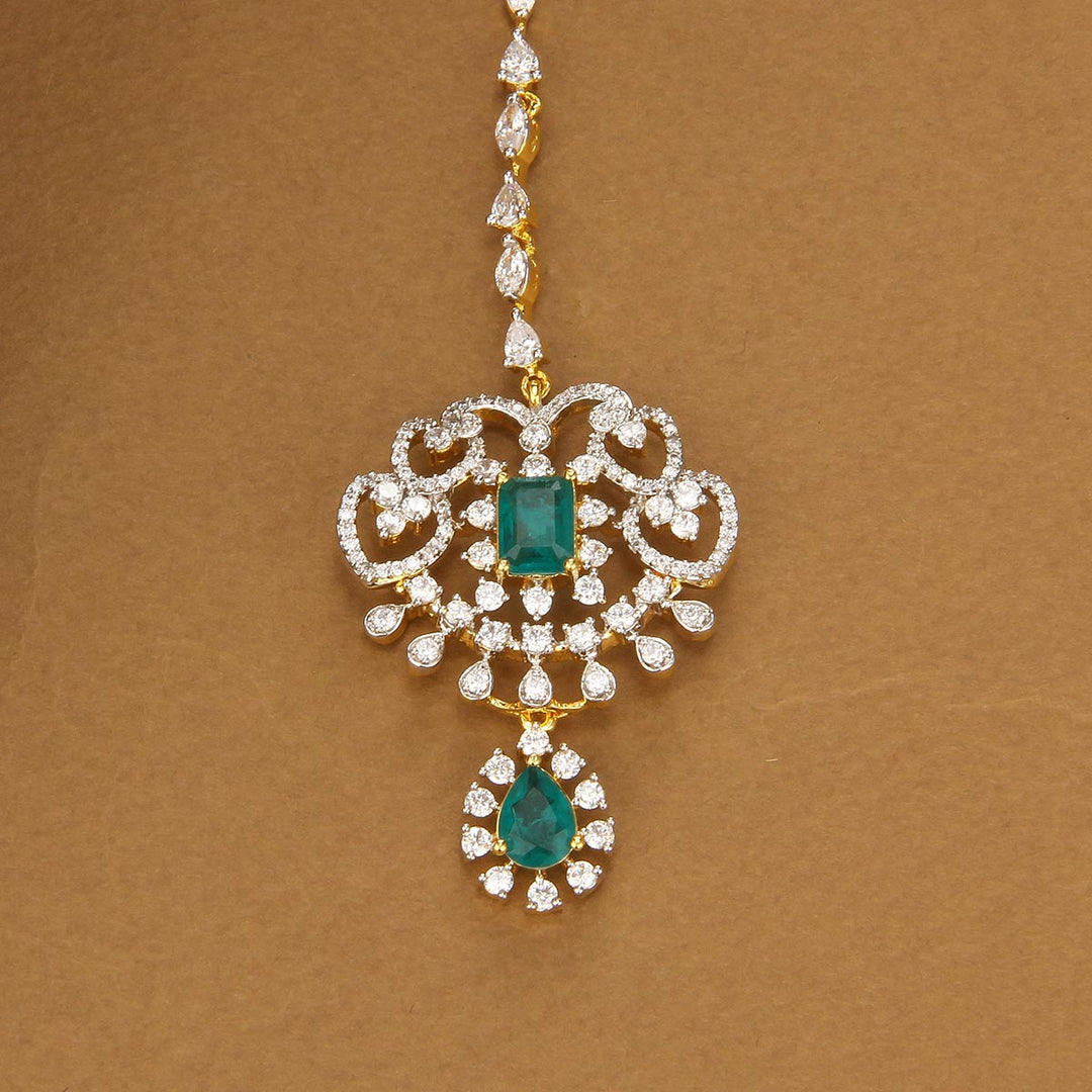 Anishasri Avikam Maangtikka