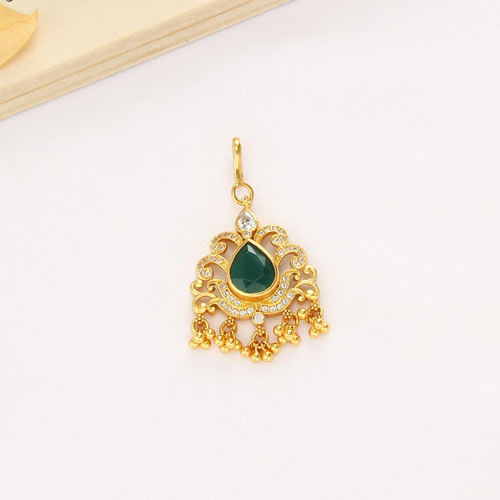 Glowra Stone Maangtikka